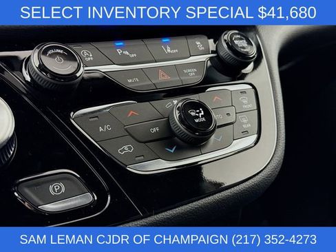 New 2026 Chrysler Pacifica Select w/ S Appearance Package FWD image 15