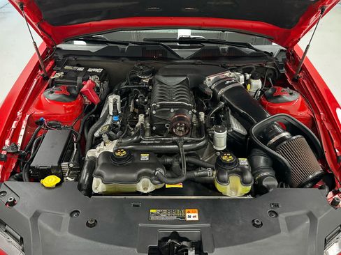 Used 2013 Ford Mustang Shelby GT500 RWD image 35