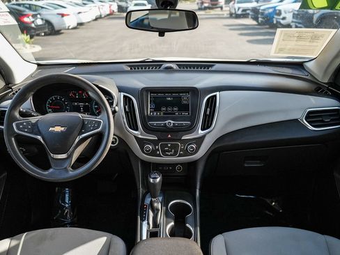 Used 2019 Chevrolet Equinox LS FWD image 13
