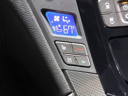 Used 2011 Cadillac CTS V image 13