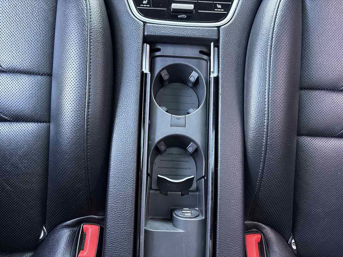 Used 2018 Porsche Panamera 4 AWD/4WD image 14