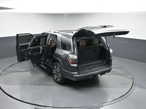 Used 2018 Toyota 4Runner Limited image 48