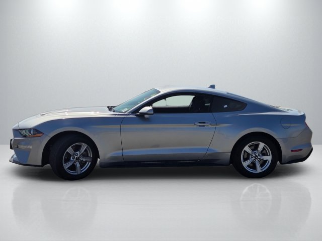 Used 2022 Ford Mustang Coupe RWD image 7