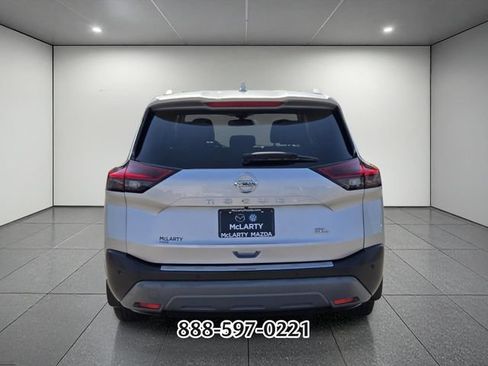 Used 2021 Nissan Rogue SL FWD image 4