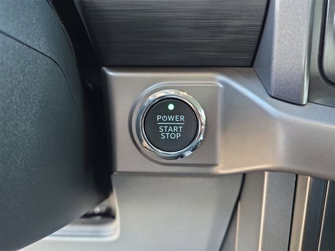 Certified 2025 Ford F150 Lightning XLT image 24