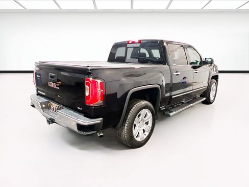 Used 2018 GMC Sierra 1500 SLT w/ Enhanced Driver Alert Package RWD image 4