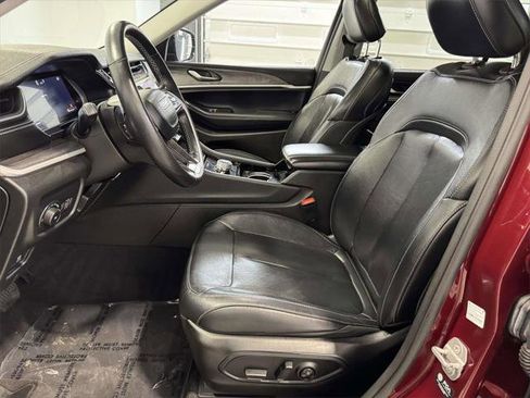 Certified 2022 Jeep Grand Cherokee L Limited image 17