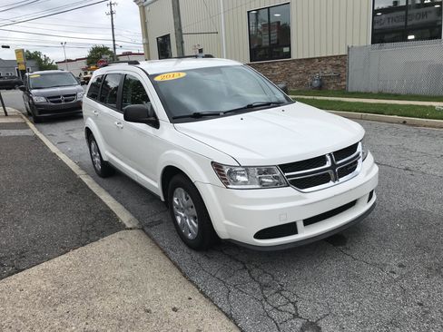 Used 2013 Dodge Journey SE FWD image 4