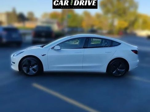 Used 2020 Tesla Model 3 Long Range image 4