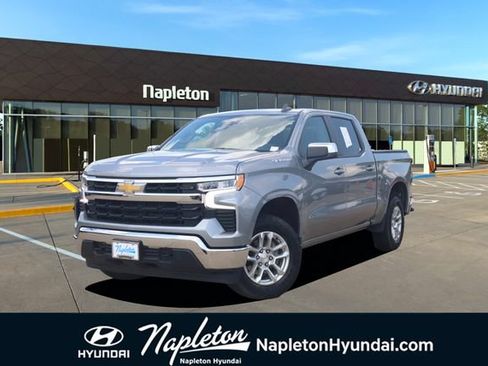 Used 2024 Chevrolet Silverado 1500 LT AWD/4WD image 1