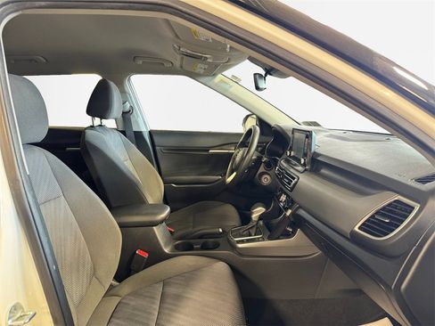Used 2022 Kia Seltos LX image 26