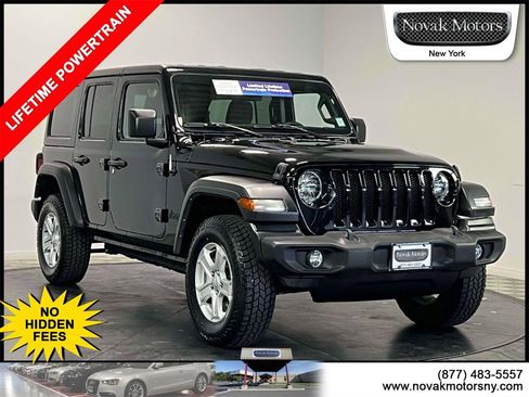 Used 2022 Jeep Wrangler Unlimited Sport image 1