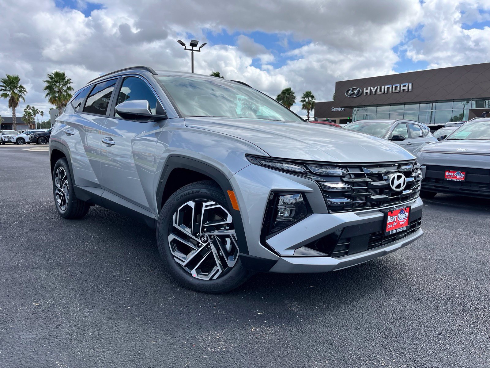 New 2026 Hyundai Tucson SEL Plus FWD image 1