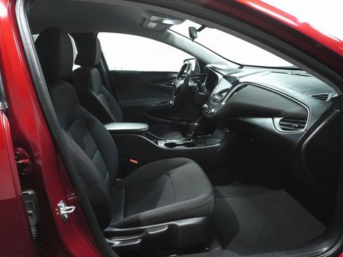 Used 2019 Chevrolet Malibu RS w/ LPO, Convenience Package 1 image 11