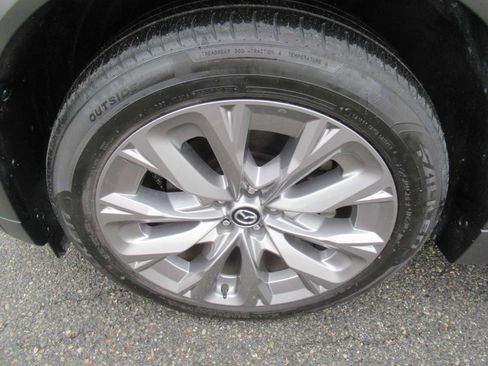 Used 2024 MAZDA CX-90 3.3 Turbo w/ Premium Plus Pkg image 9