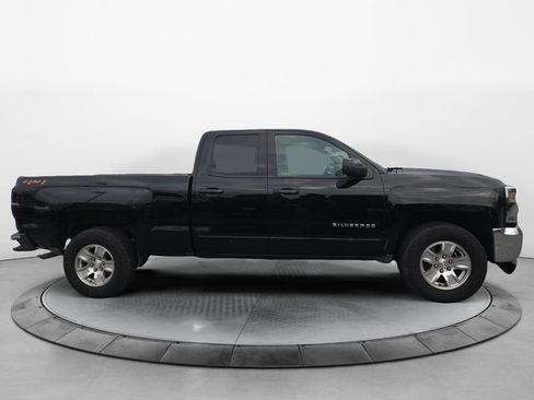 Used 2018 Chevrolet Silverado 1500 LT w/ All Star Edition image 4