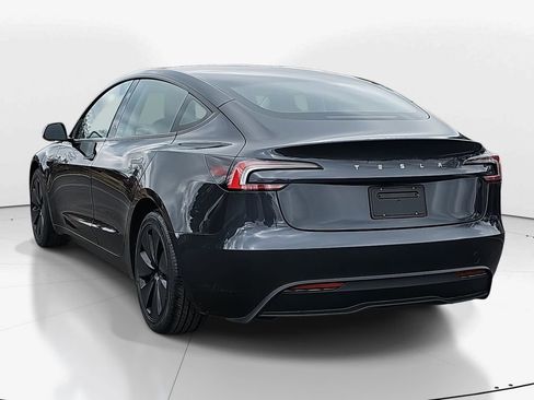 Used 2024 Tesla Model 3 Standard Range image 7