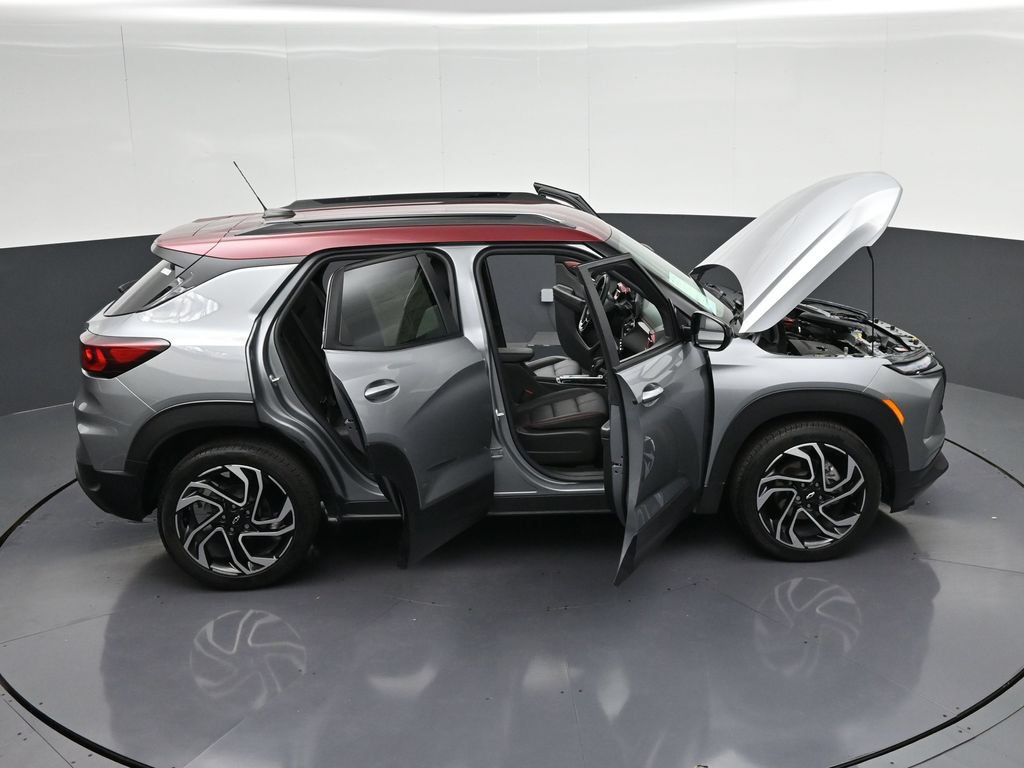 Used 2024 Chevrolet TrailBlazer RS w/ Convenience Package FWD image 40