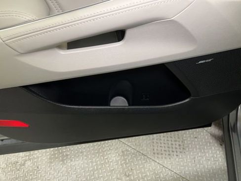 Used 2025 Kia Sorento SX Prestige image 48