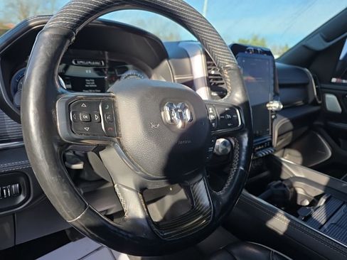 Used 2019 RAM 1500 Limited image 9