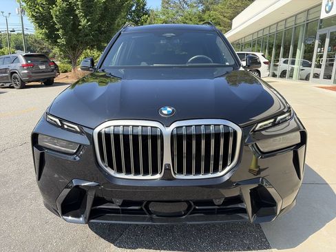 Certified 2025 BMW X7 xDrive40i AWD/4WD image 10