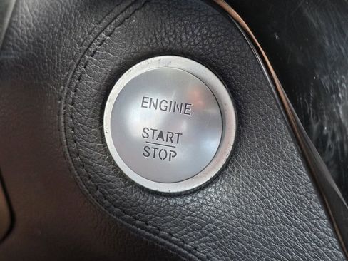 Used 2017 Mercedes-Benz GLS 550 4MATIC image 30