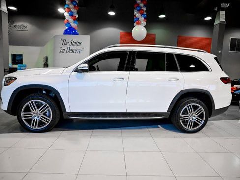 Used 2023 Mercedes-Benz GLS 450 4MATIC image 8