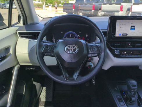 Certified 2026 Toyota Corolla Cross L FWD image 15