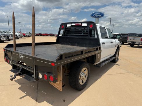 Used 2015 RAM 2500 Tradesman w/ Chrome Appearance Group AWD/4WD image 7