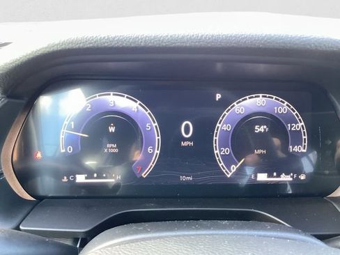 New 2025 Jeep Grand Cherokee L Altitude image 16