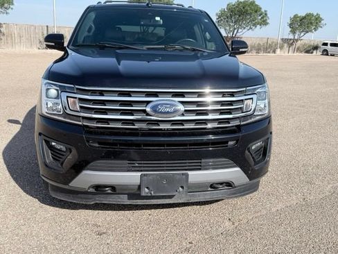 Used 2021 Ford Expedition XLT AWD/4WD image 3