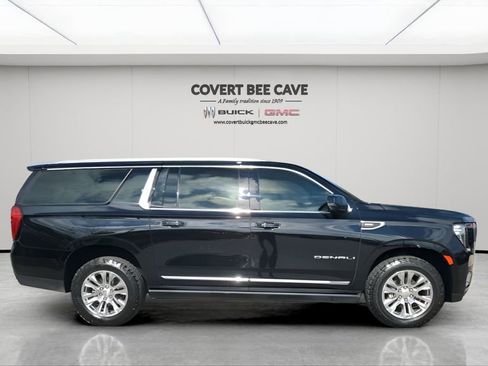Certified 2023 GMC Yukon XL Denali image 11