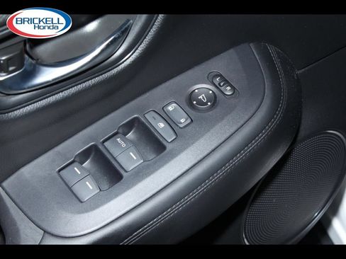 Used 2024 Honda HR-V LX image 21