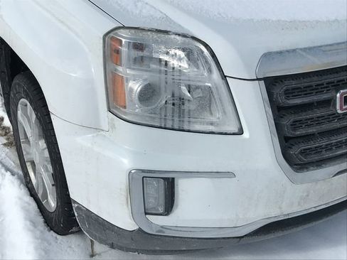 Used 2017 GMC Terrain SLE w/ Convenience Package image 3