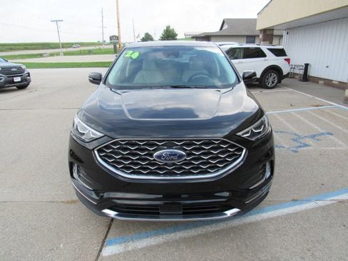 Used 2024 Ford Edge Titanium w/ Titanium Elite Package AWD/4WD image 2