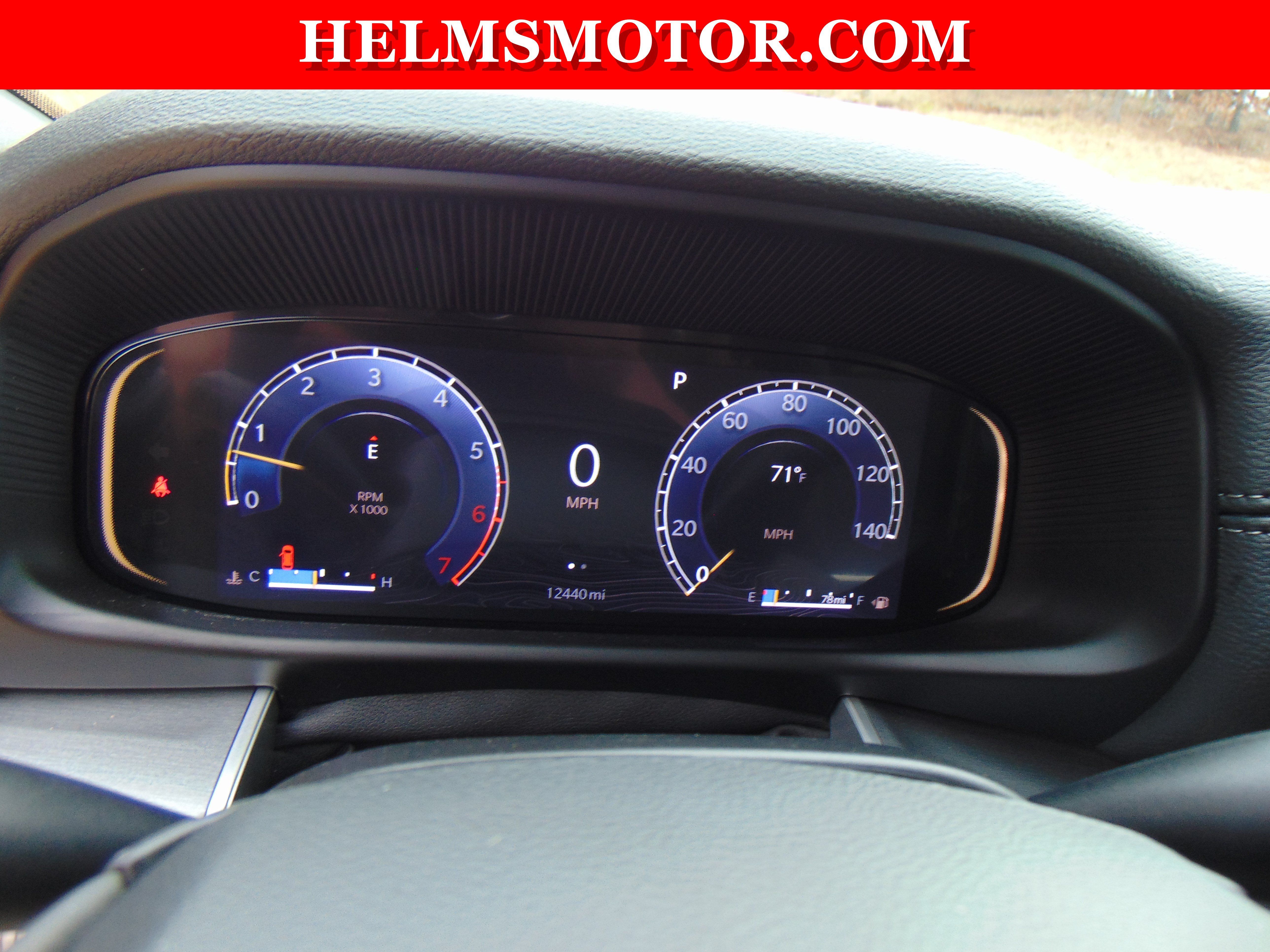Used 2025 Jeep Wagoneer 4WD image 27