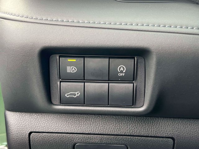 Used 2023 Toyota Highlander XLE AWD/4WD image 20