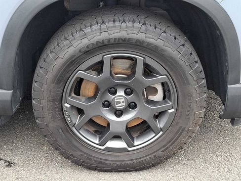 Used 2025 Honda Pilot TrailSport image 8