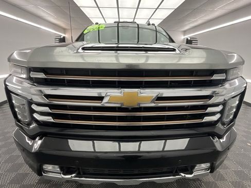 Used 2020 Chevrolet Silverado 2500 High Country w/ Z71 Off-Road Package image 2