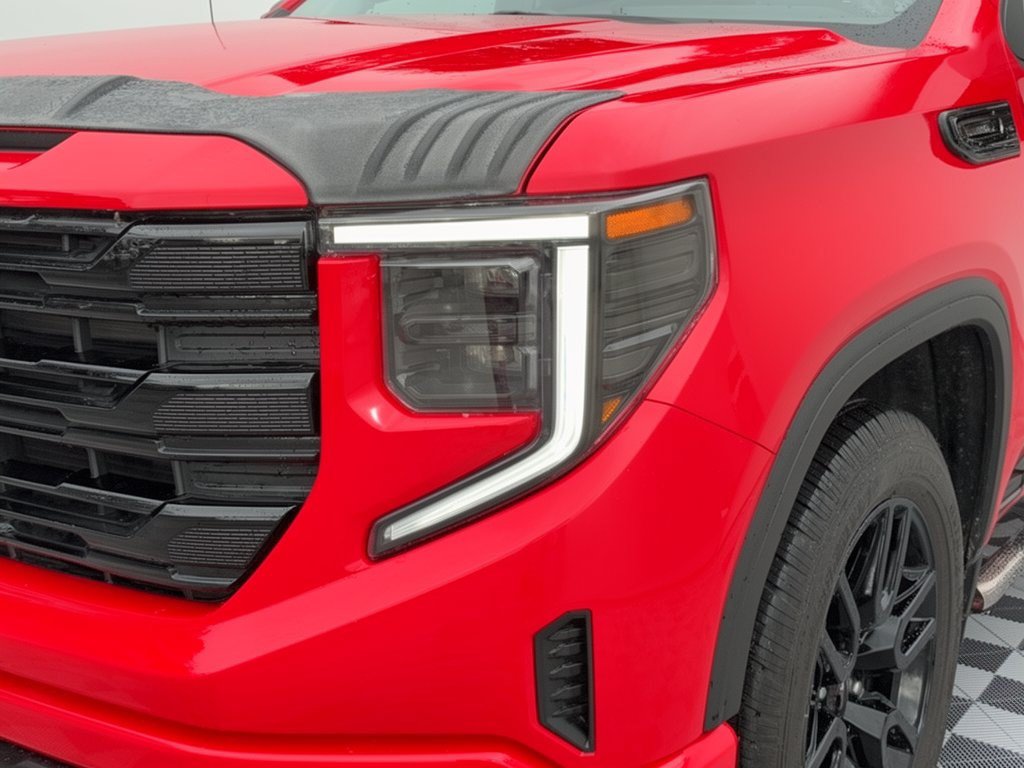 Used 2025 GMC Sierra 1500 Elevation RWD image 12
