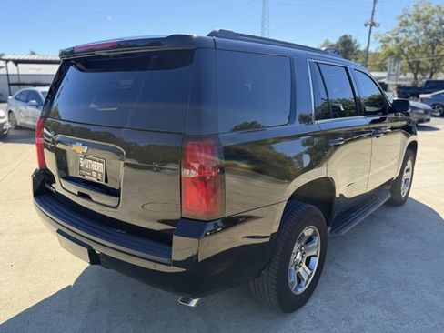 Used 2019 Chevrolet Tahoe LS w/ Enhanced Driver Alert Package image 5