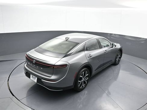 Certified 2023 Toyota Crown AWD/4WD image 36