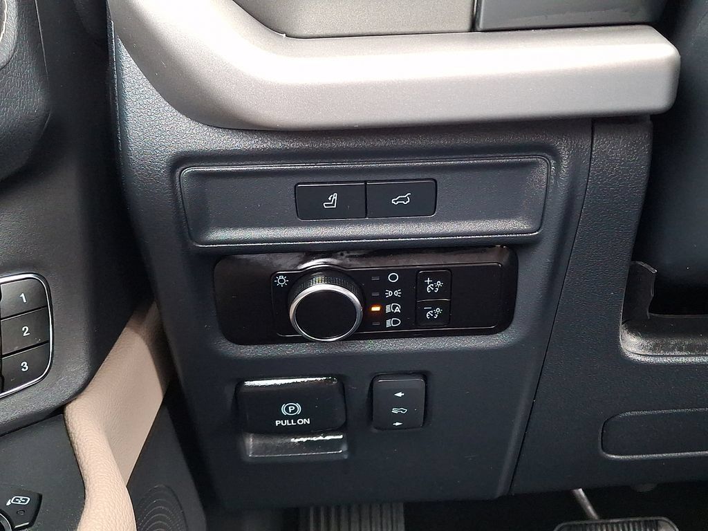 Certified 2023 Ford Expedition XLT AWD/4WD image 29