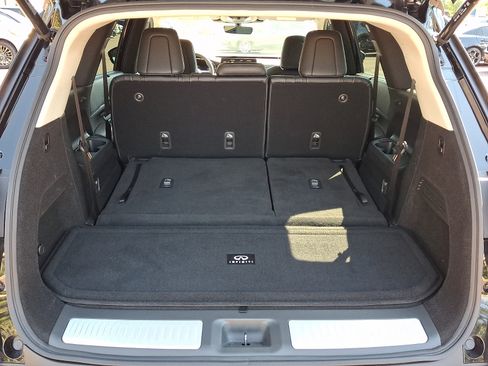 Certified 2023 INFINITI QX60 Luxe w/ Cargo Package AWD/4WD image 30
