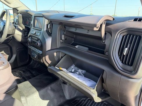 Used 2025 Chevrolet Silverado 1500 W/T RWD image 25