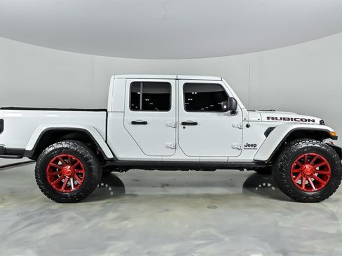 Used 2020 Jeep Gladiator Rubicon AWD/4WD image 10