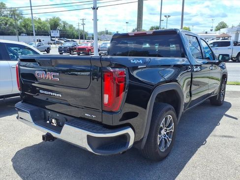 Used 2025 GMC Sierra 1500 SLT AWD/4WD image 3