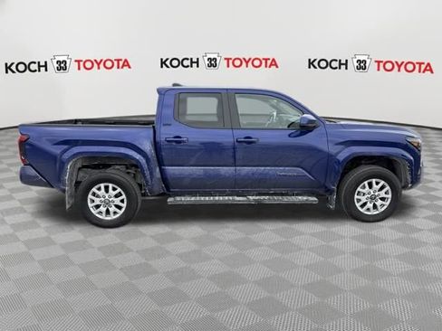 Certified 2024 Toyota Tacoma SR5 image 9