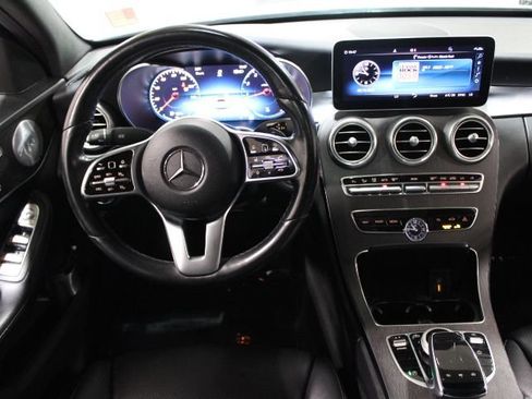 Used 2019 Mercedes-Benz C 300 4MATIC Sedan image 28