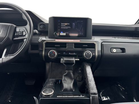 Used 2025 Toyota Tacoma SR5 RWD image 11